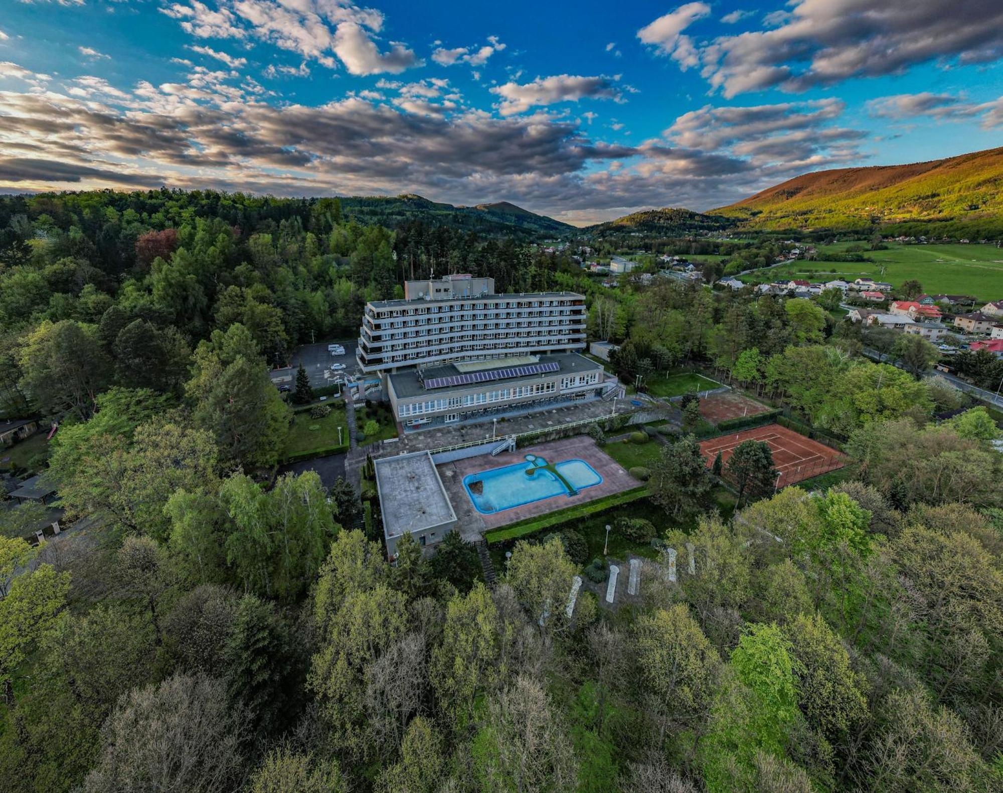 Готель Ibis Styles Relax